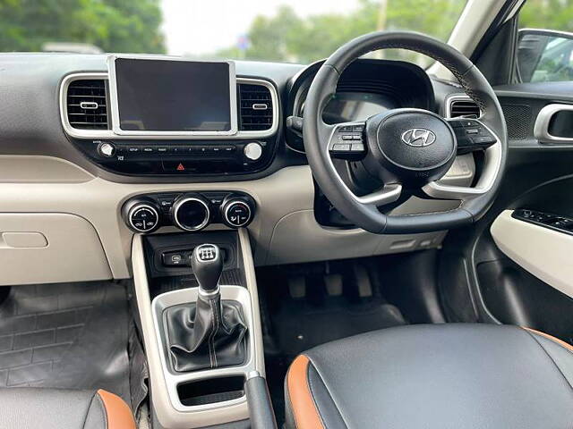 Used Hyundai Venue [2022-2023] SX 1.2 Petrol in Mumbai