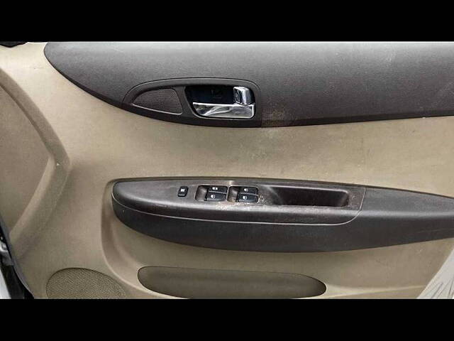 Used Hyundai i20 [2010-2012] Magna 1.2 in Delhi