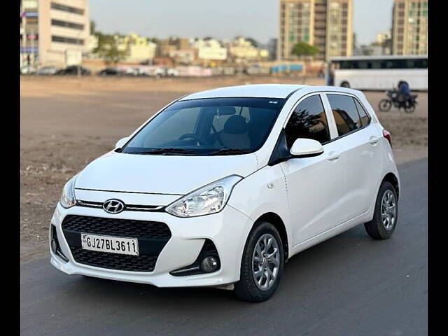 Used Hyundai Grand i10 Magna AT 1.2 Kappa VTVT in Ahmedabad