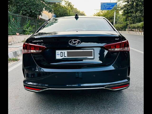 Used Hyundai Verna [2020-2023] SX 1.5 CRDi in Delhi