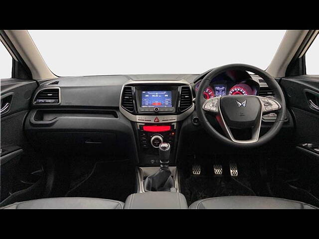 Used Mahindra XUV300 [2019-2024] W8 (O) 1.2 Petrol in Delhi