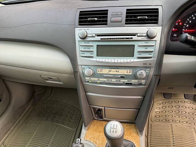 Used Toyota Camry [2002-2006] V4 MT in Hyderabad