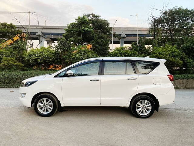 Used Toyota Innova Crysta [2016-2020] 2.4 V Diesel in Mumbai