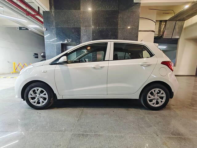 Used Hyundai Grand i10 Magna U2 1.2 CRDi in Ahmedabad