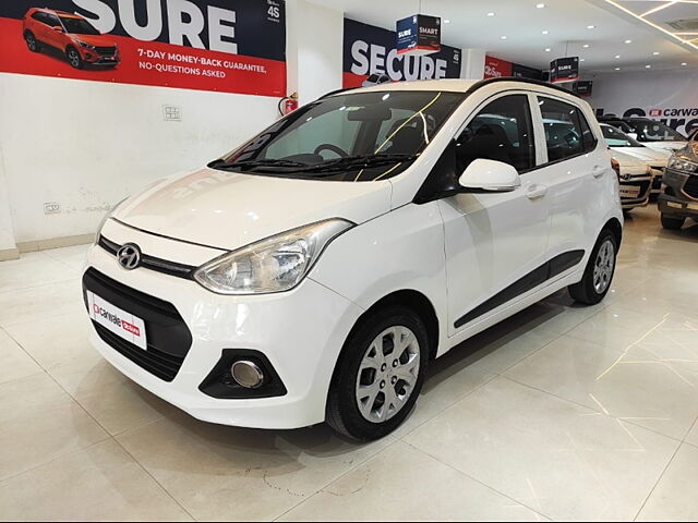 Hyundai I10 at best price in Kanpur by Khanna Hyundai