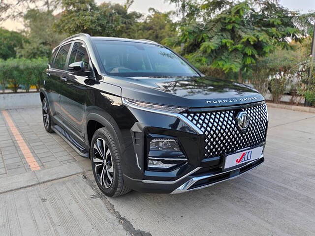 Used 2023 MG Hector Plus in Ahmedabad