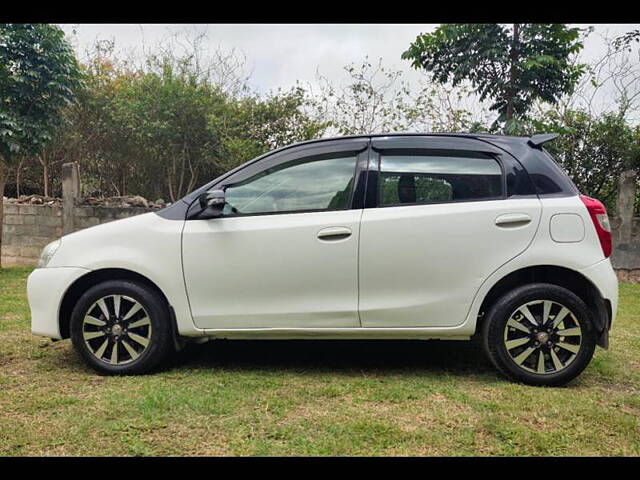 Used Toyota Etios Liva VD Dual Tone in Bangalore