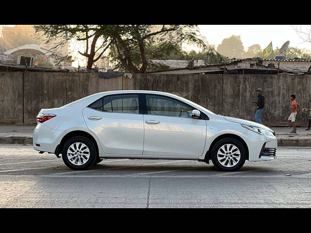 Used Toyota Corolla Altis G Petrol in Mumbai