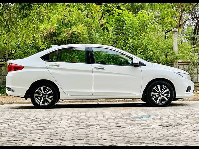 Used Honda City 4th Generation V CVT Petrol [2017-2019] in Ahmedabad