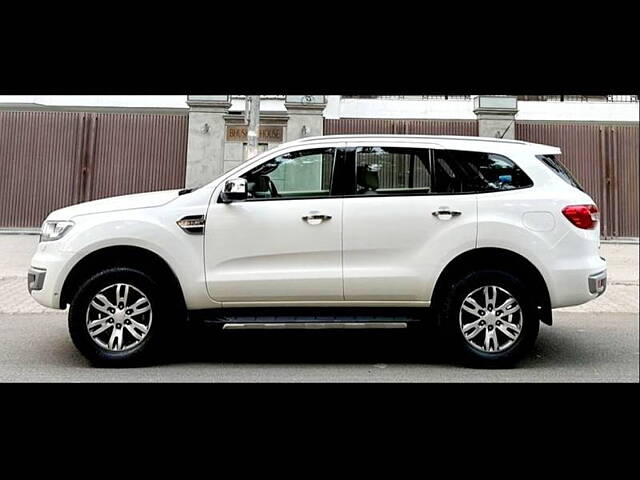 Used Ford Endeavour [2016-2019] Titanium 3.2 4x4 AT in Delhi