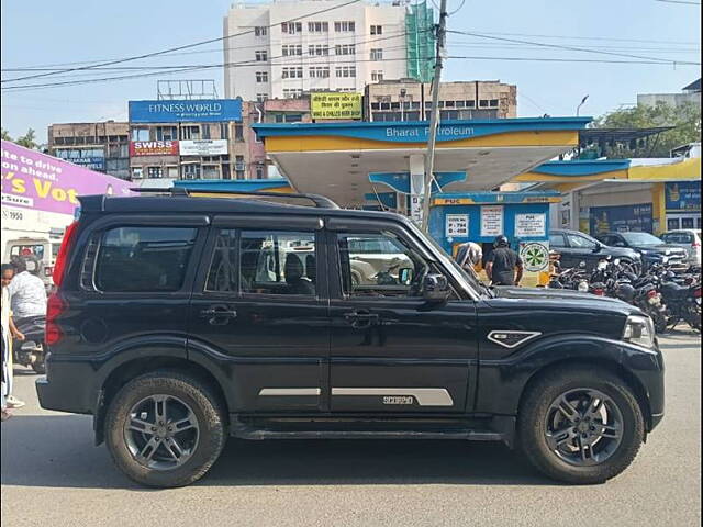 Used Mahindra Scorpio S11 MT 7S in Delhi