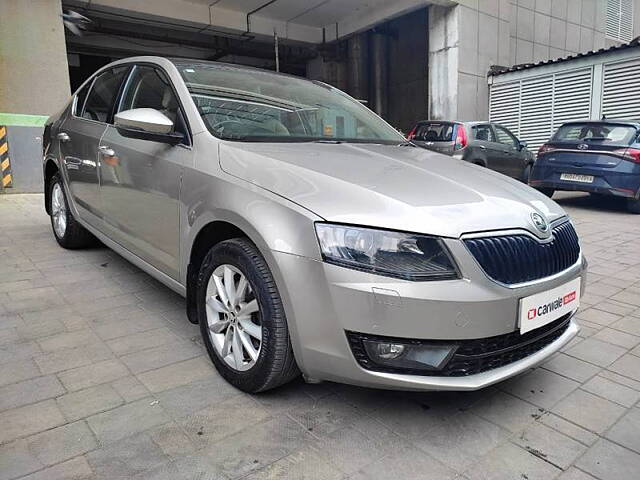 Used Skoda Octavia [2017-2021] 2.0 TDI CR Style Plus AT [2017] in Mumbai