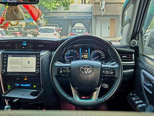 Used Toyota Fortuner 4X2 AT 2.7 Petrol in Delhi