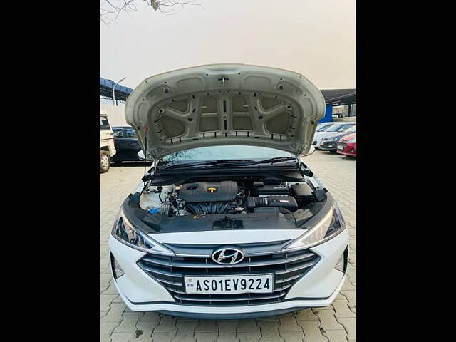 Used Hyundai Elantra SX 2.0 AT in Guwahati