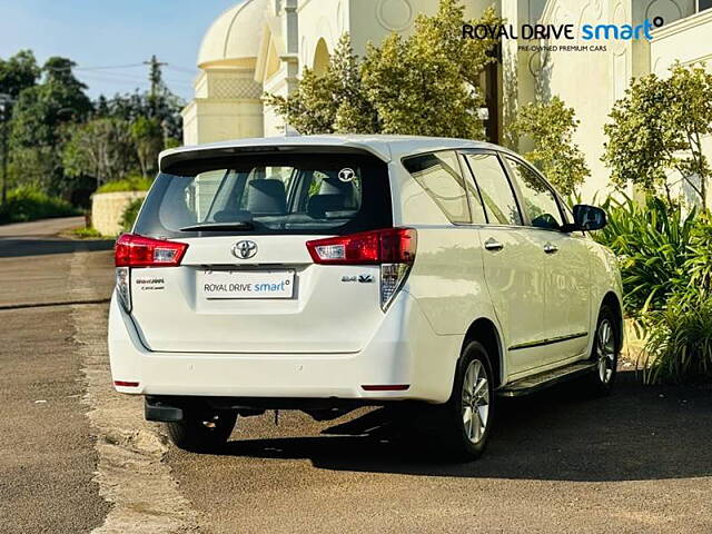 Used Toyota Innova Crysta [2016-2020] 2.4 V Diesel in Kochi