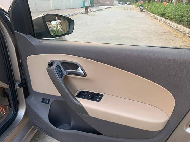 Used Volkswagen Vento [2014-2015] Highline Petrol in Delhi