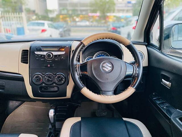 Used Maruti Suzuki Wagon R 1.0 [2014-2019] VXI AMT in Ahmedabad