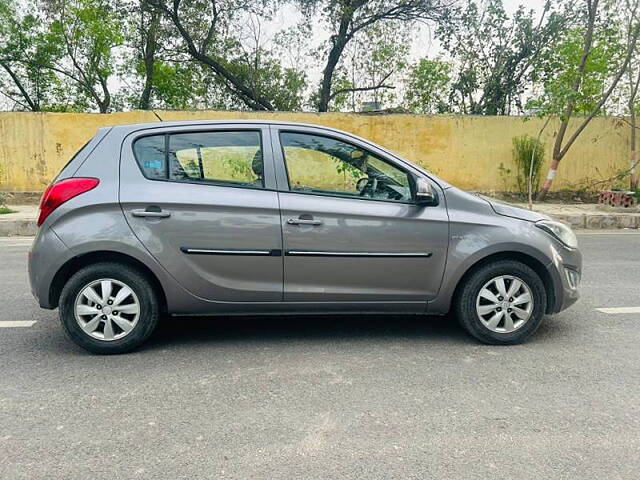 Used Hyundai i20 [2010-2012] Sportz 1.2 (O) in Delhi