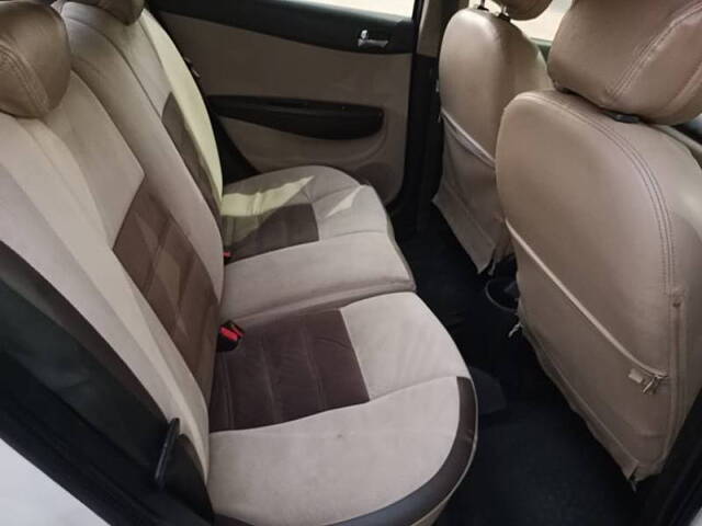 Used Hyundai i20 [2010-2012] Sportz 1.2 BS-IV in Ahmedabad