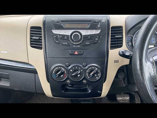 Used Maruti Suzuki Wagon R 1.0 [2014-2019] VXI AMT in Hyderabad