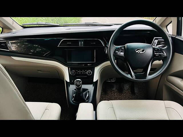 Used Mahindra Marazzo [2018-2020] M8 7 STR in Gurgaon