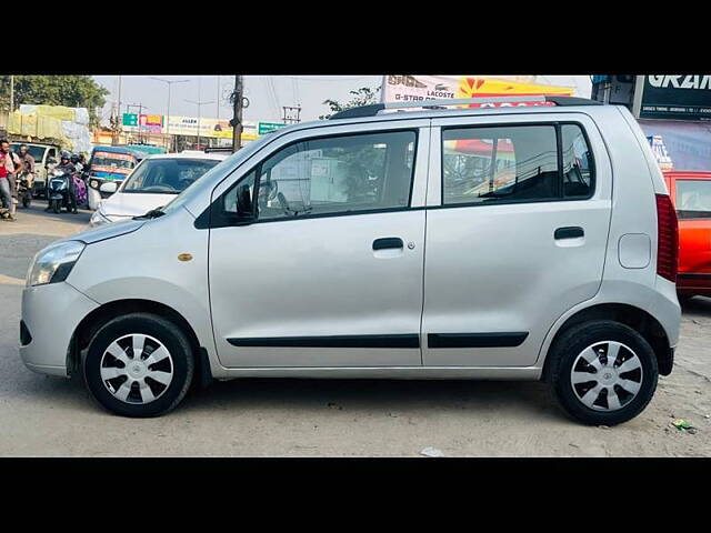 Used Maruti Suzuki Wagon R 1.0 [2010-2013] LXi in Kanpur