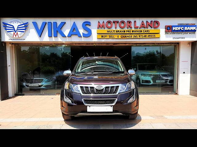 Used 2016 Mahindra XUV500 in Ahmedabad