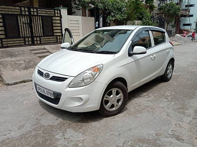 Used 2011 Hyundai i20 in Hyderabad