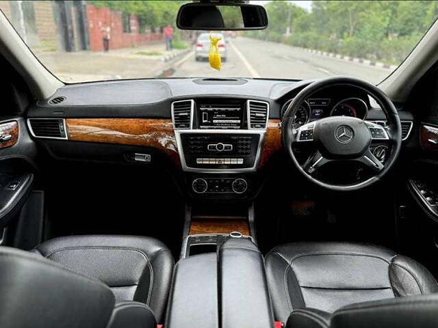 Used Mercedes-Benz M-Class ML 350 CDI in Delhi