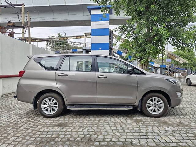 Used Toyota Innova Crysta [2016-2020] 2.4 G 8 STR [2016-2017] in Delhi