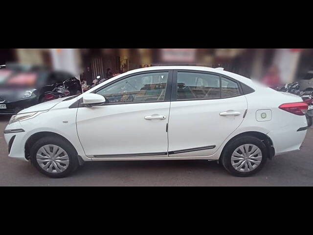 Used Toyota Yaris J MT in Kanpur