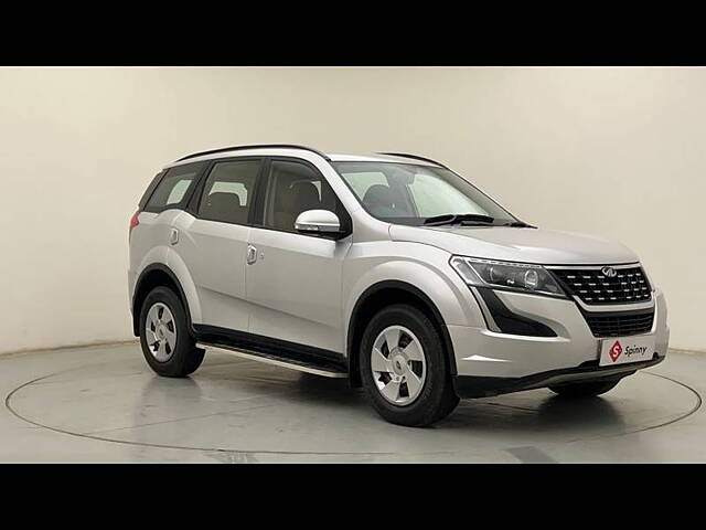 Used Mahindra XUV500 W7 AT [2018-2020] in Pune