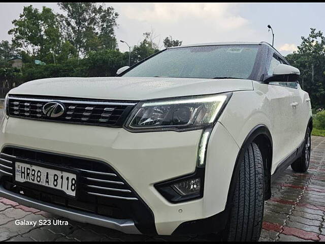 Used Mahindra XUV300 [2019-2024] W8 (O) 1.5 Diesel AMT in Delhi