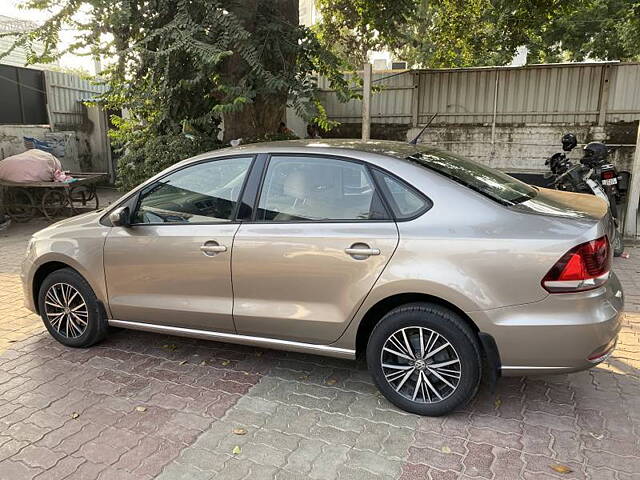 Used Volkswagen Vento [2015-2019] Highline Plus 1.2 (P) AT 16 Alloy in Lucknow