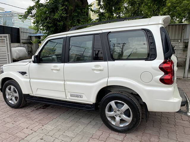 Used Mahindra Scorpio 2021 S9 2WD 8 STR in Lucknow