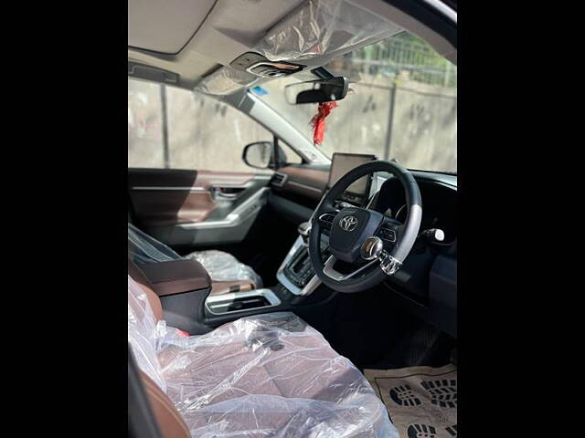 Used Toyota Innova Hycross ZX Hybrid 7 STR in Delhi