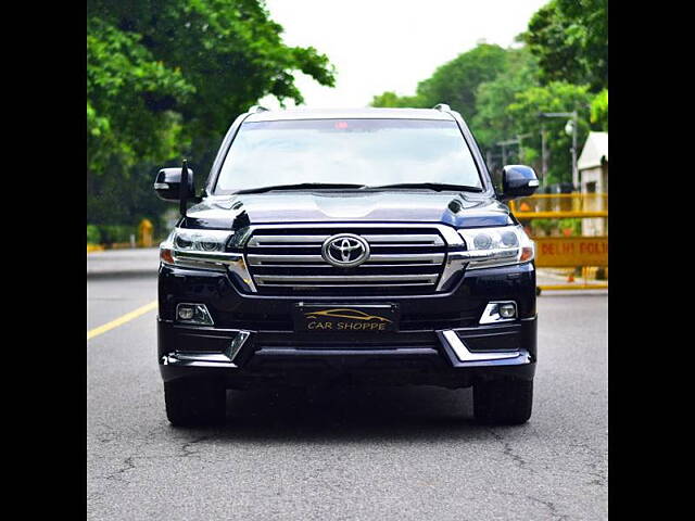 Used 2019 Toyota Land Cruiser in Delhi