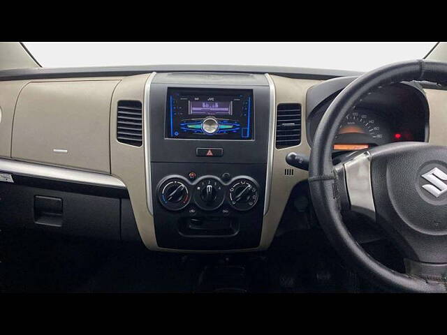 Used Maruti Suzuki Wagon R 1.0 [2014-2019] LXI in Ahmedabad