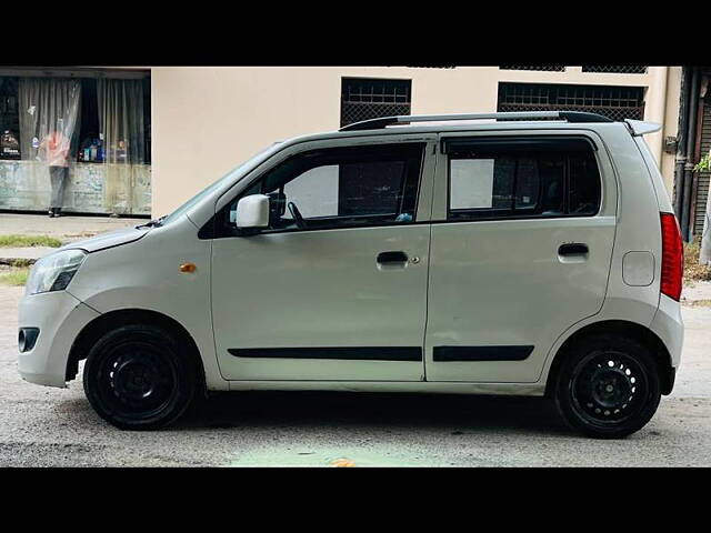 Used Maruti Suzuki Wagon R 1.0 [2014-2019] VXI+ AMT in Kanpur