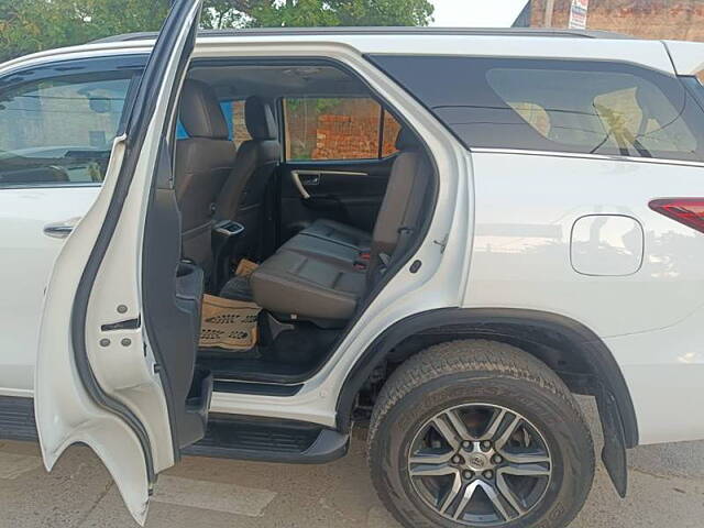 Used Toyota Fortuner [2016-2021] 2.8 4x2 AT [2016-2020] in Delhi