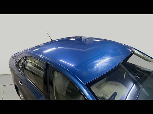 Used Skoda Rapid Style 1.6 MPI in Mumbai