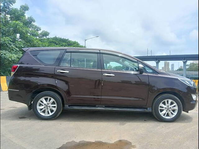 Used Toyota Innova Crysta [2016-2020] 2.4 G 8 STR [2016-2017] in Mumbai