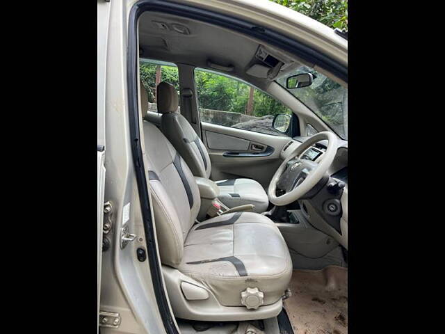 Used Toyota Innova [2013-2014] 2.5 G 7 STR BS-III in Mumbai