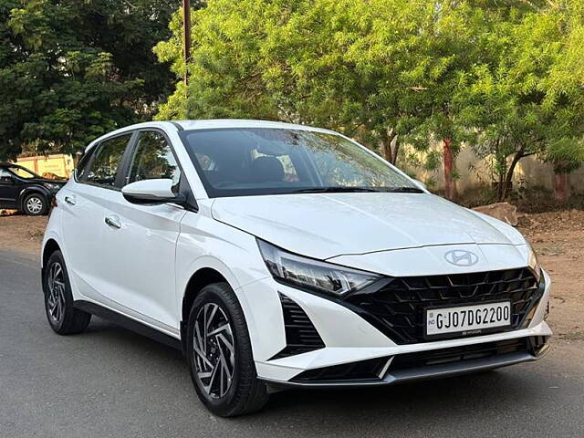 Used Hyundai i20 [2020-2023] Asta (O) 1.2 MT in Vadodara