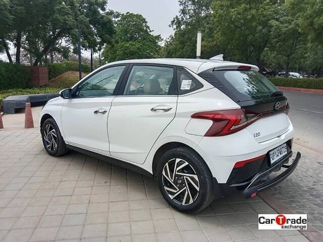 Used Hyundai i20 [2020-2023] Asta (O) 1.2 MT in Delhi