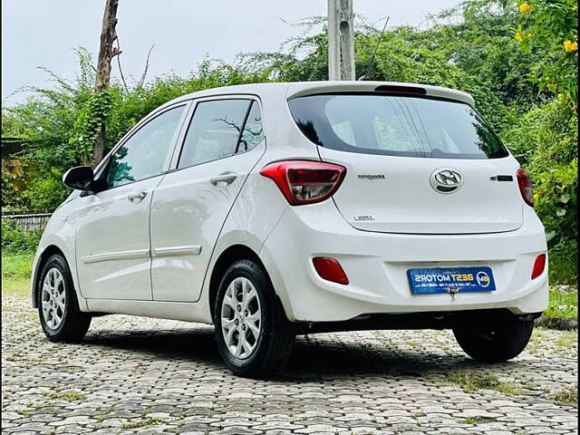 Used Hyundai Grand i10 [2013-2017] Magna 1.1 CRDi [2016-2017] in Ahmedabad