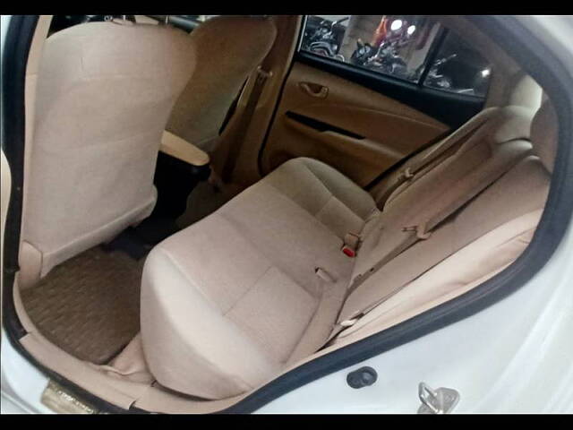 Used Toyota Yaris J MT in Kanpur