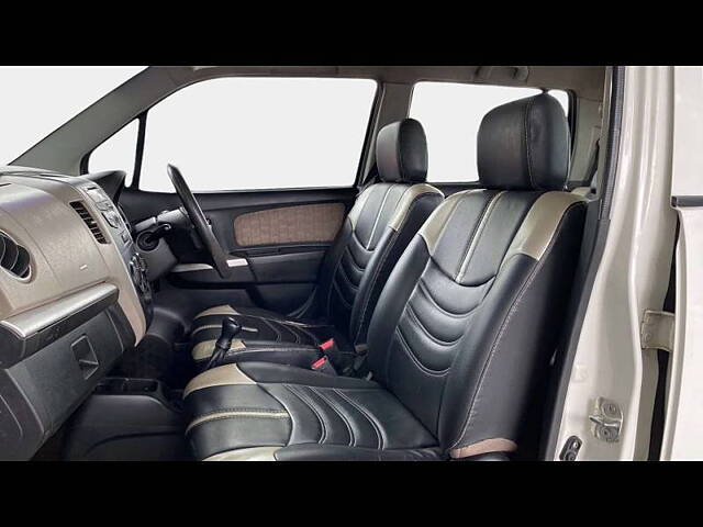 Used Maruti Suzuki Wagon R 1.0 [2014-2019] VXI in Ahmedabad