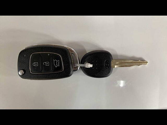 Used Hyundai Venue [2019-2022] S 1.2 Petrol in Allahabad