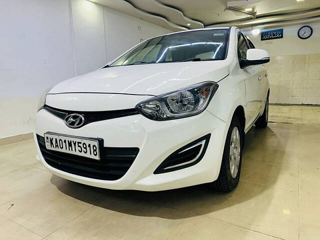 Used Hyundai i20 [2010-2012] Magna 1.4 CRDI in Bangalore